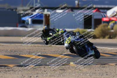 media/Dec-17-2023-CVMA (Sun) [[bf0c04832d]]/Race 2 Amateur Supersport Open/